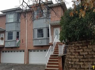 329B E Central Blvd, Palisades Park, NJ 07650