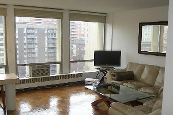 Rented by Corcoran | media 2