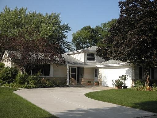 1st image of 1514 E Lake Louise Dr