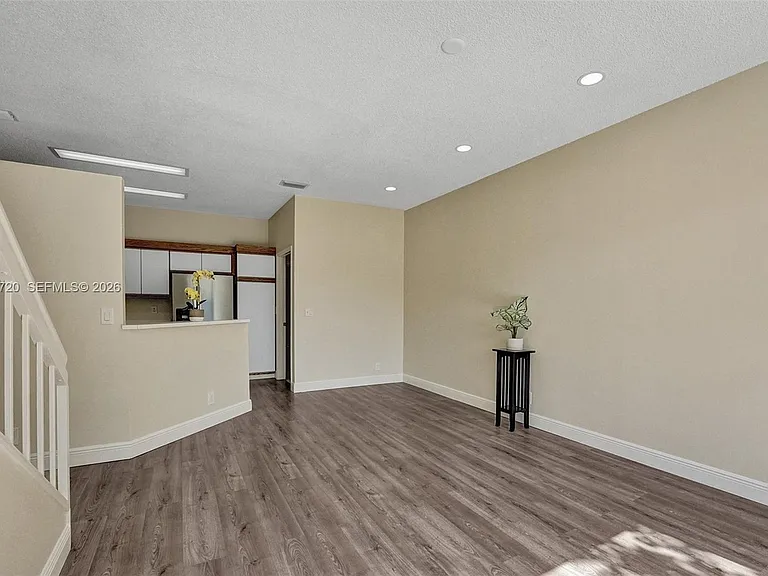 1224 Sussex St — Photo 17