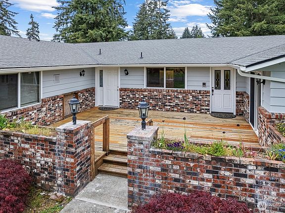 2nd image of 8011 188th Avenue SW