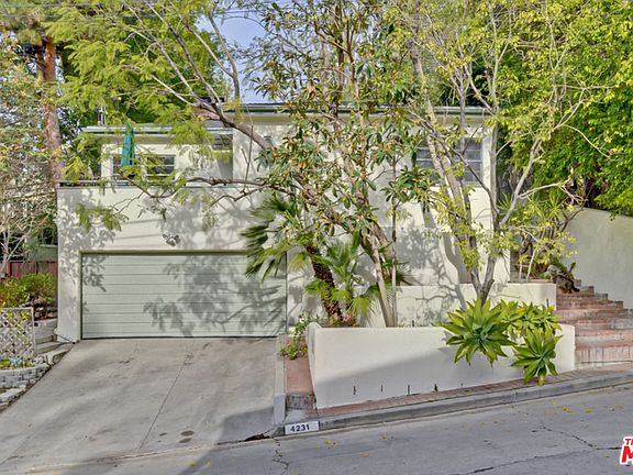 3rd image of 4231 Newdale Dr