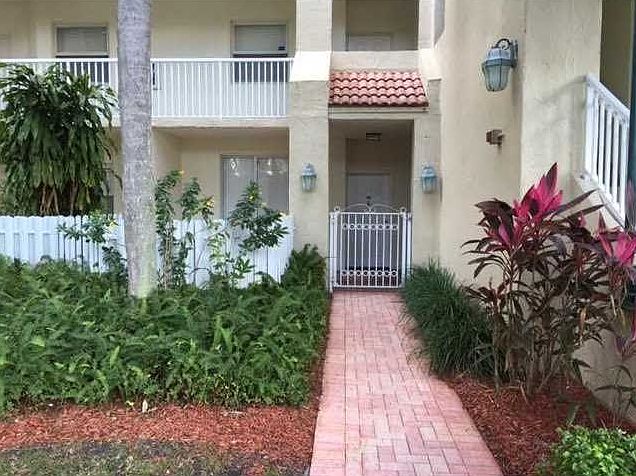 1st image of 10750 NW 66th St APT 113