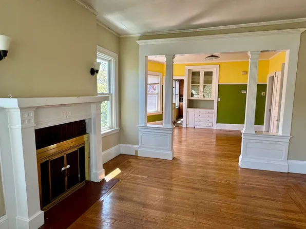 86 Hilltop Ave #2, Providence, RI 02908