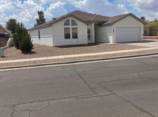 5166 Emerald St, Las Cruces, NM 88012