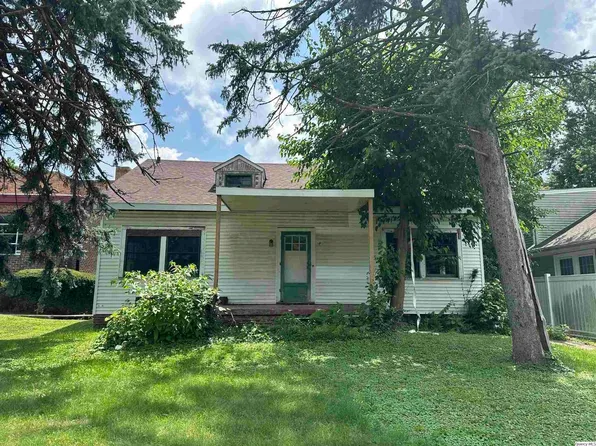 2430 Vermont St, Quincy, IL 62301