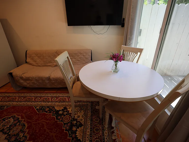 10463 Wystone Ave — Photo 11