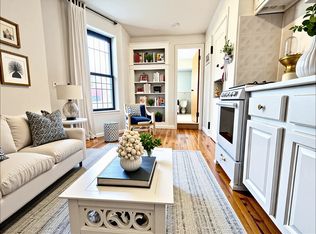206 E 10th St #5L, New York, NY 10003