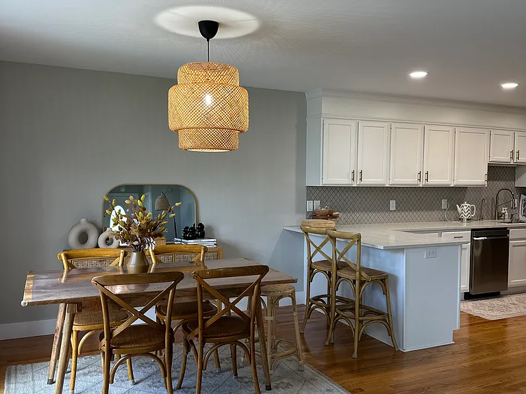 1653 Bedford Ln — Photo 4