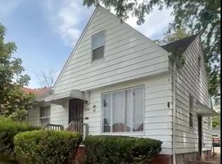 5055 Thomas St, Maple Heights, OH 44137