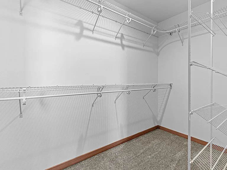 630 Catherine Dr — Photo 23