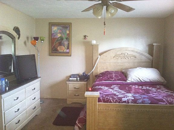 4th image of 306-B 10th St