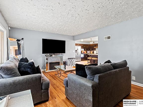 2nd image of 5115 N 49th Ave