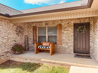 1409 Stephanies Way, Greenback, TN 37742