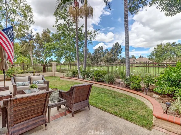 189 Encantado Cyn, Rancho Santa Margarita, CA 92688