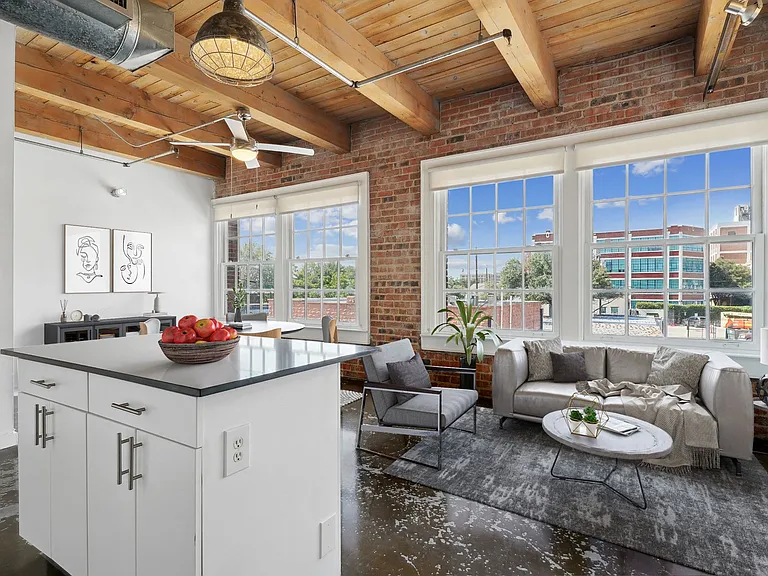 Deep Ellum Lofts — Photo 7