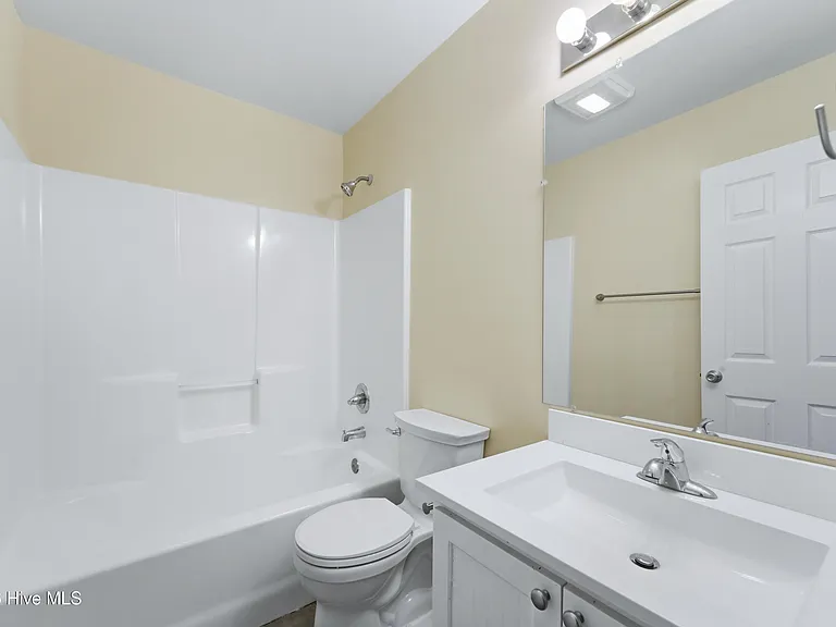 101 Johns Way — Photo 14