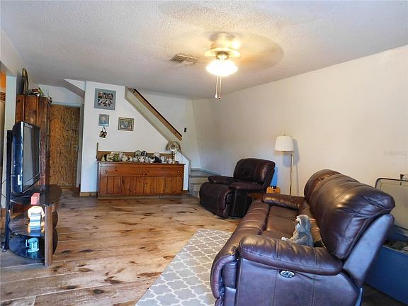 4th image of 4921 Oakfield Cir