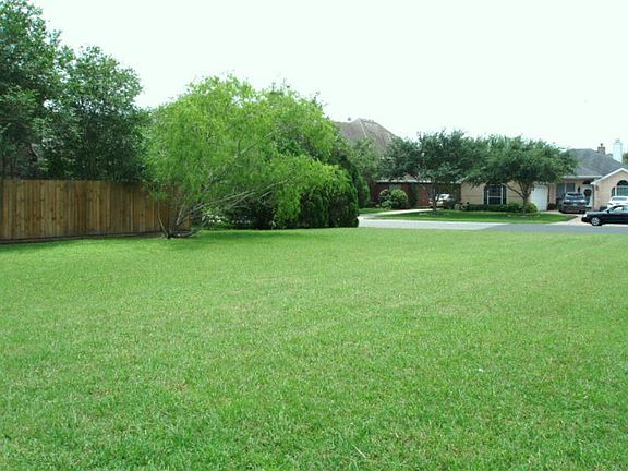 4th image of 6150 Strasbourg Dr