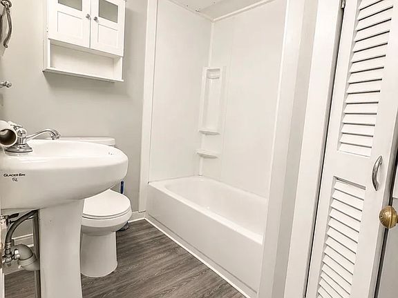 3rd image of 69 Kinsley St #1-D