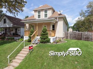1754 W 16th St, Davenport, IA