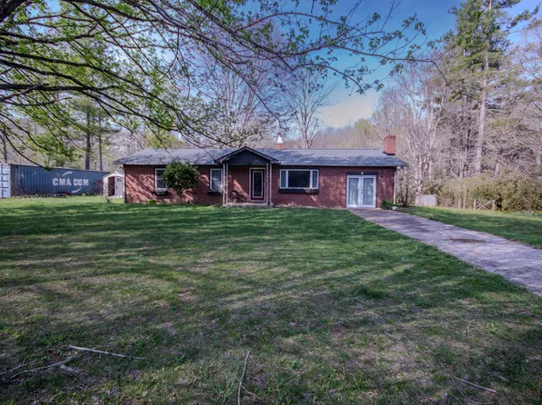 2235 White Oak Rd, Burnsville, NC 28714