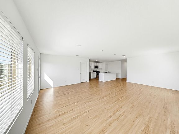 2nd image of 13946 Manatee St