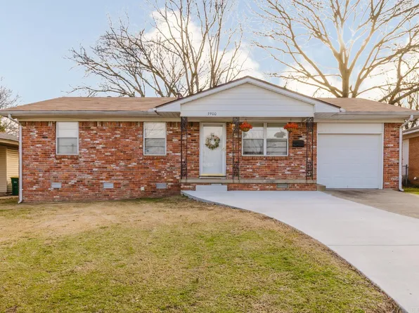 3900 Emerson Dr, N Little Rock, AR 72118
