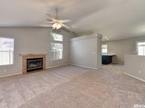 5th image of 1495 Larkflower Way