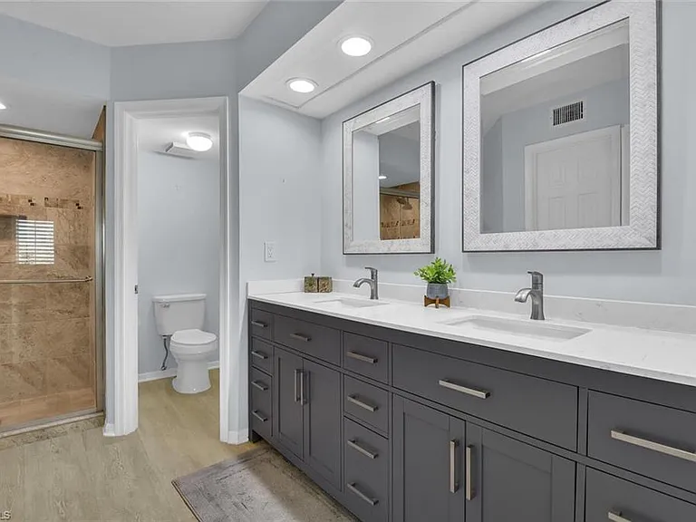 9101 Vanderbilt Dr #203 — Photo 13
