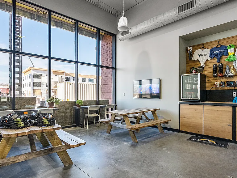 The Common Place Apartments — Photo 14