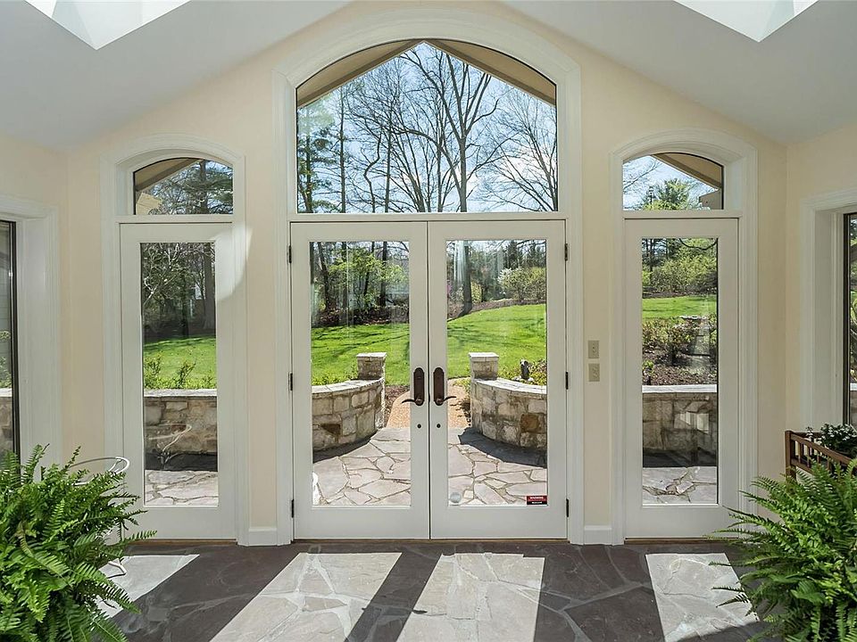 1706 Warson Estates Dr, Saint Louis, MO 63124 Zillow