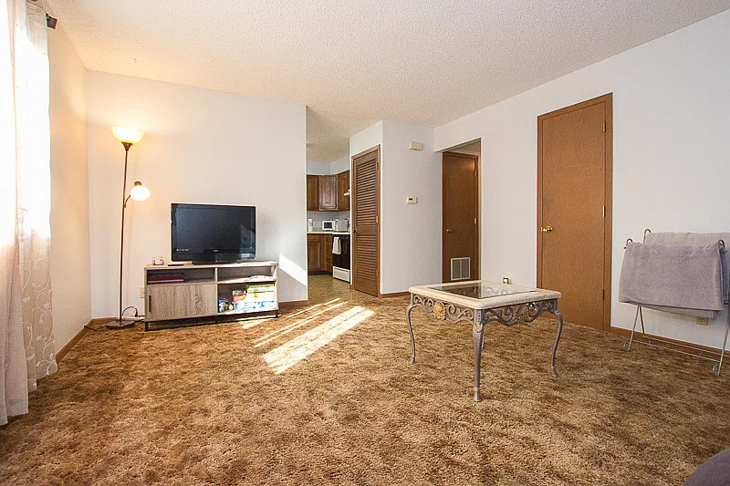 4617 Madison Ave — Photo 2