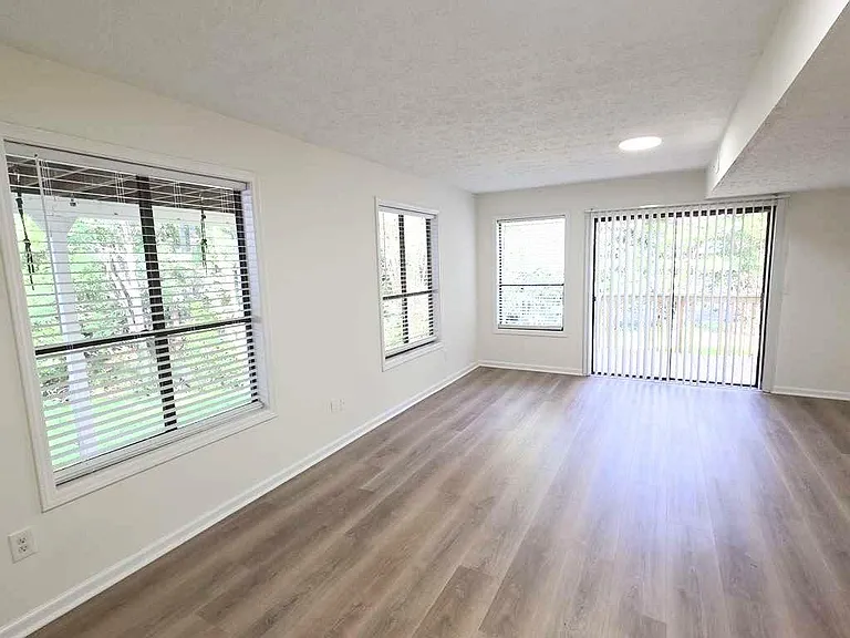 1411 E Shiloh Trl NW — Photo 19