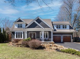 400 Hamilton Dr, Hamilton, ON
