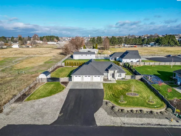 7319 W Richardson Rd, Pasco, WA 99301