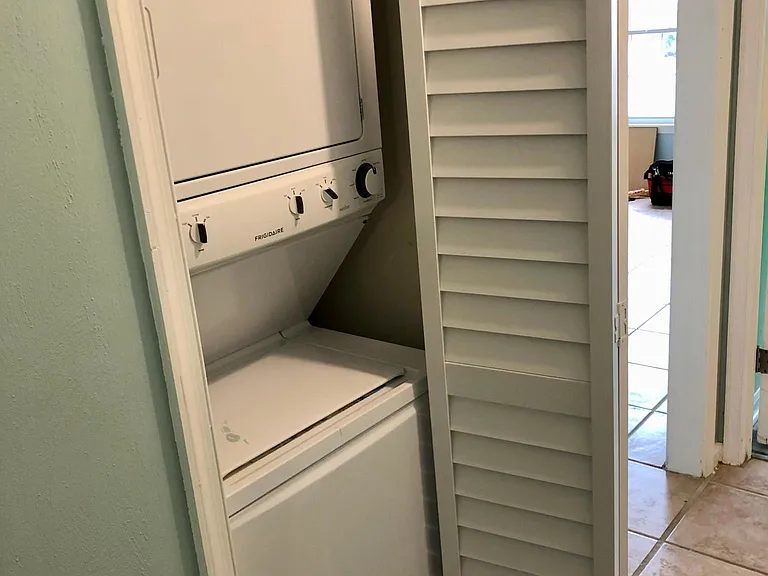 4825 Beach Landing Ct — Photo 13