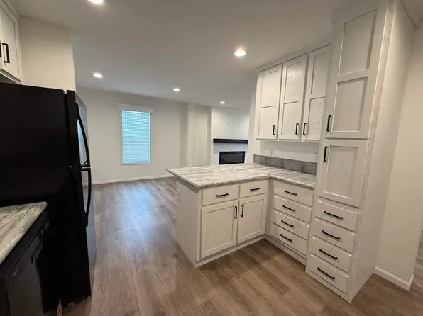 6175 E Adams Ea6175 Ape, Belleville, MI 48111