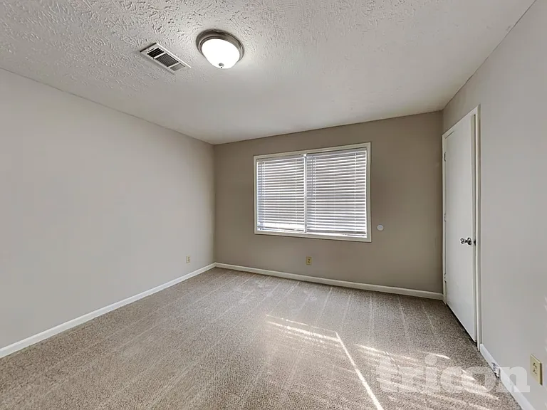 1147 Reading Dr NW — Photo 13