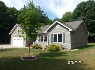 3945 K Rd, Bark River, MI 49807