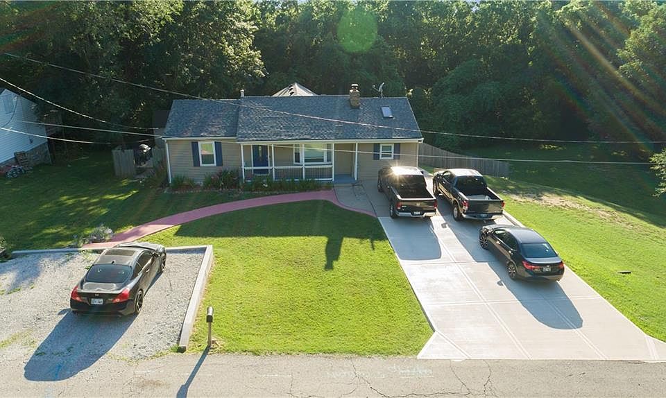 1st image of 3206 W Townsend Ct