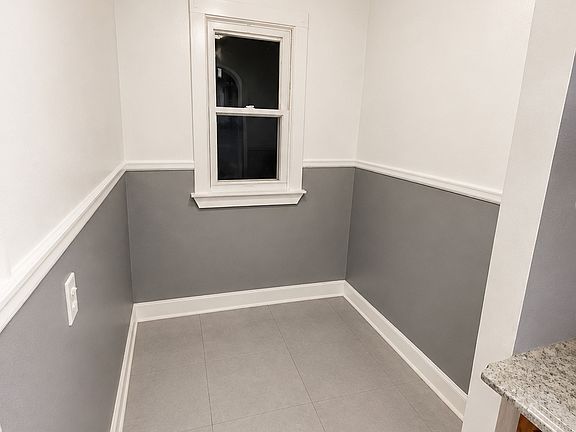 5th image of 15052 Tracey St