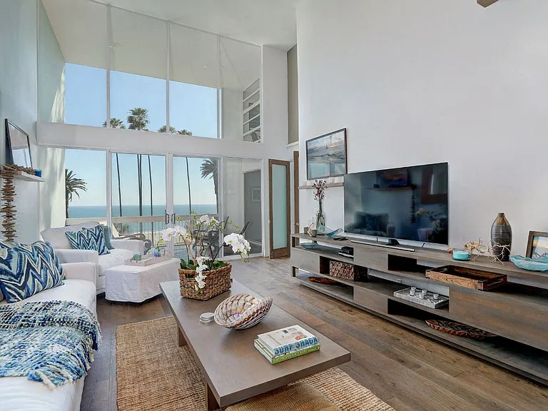 1025 Ocean Avenue — Photo 136