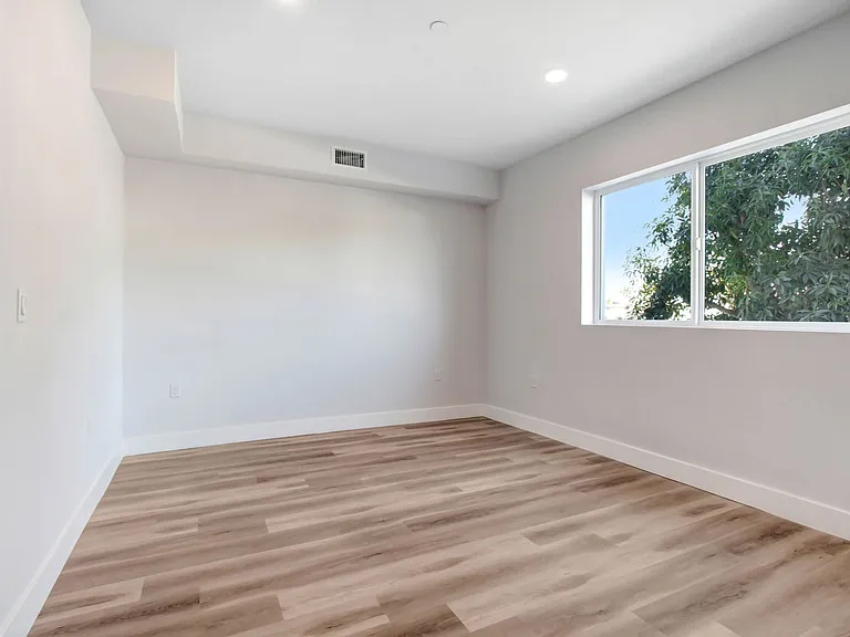 The Hamlin — Photo 34