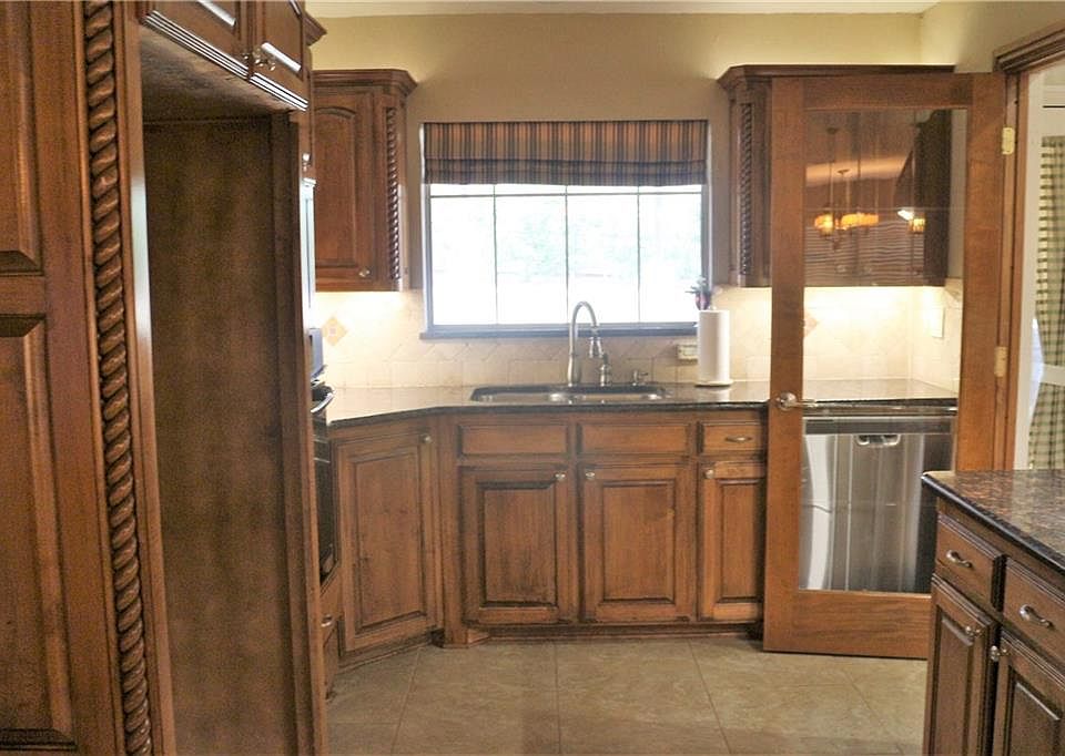 1st image of 3412 Denbury Dr