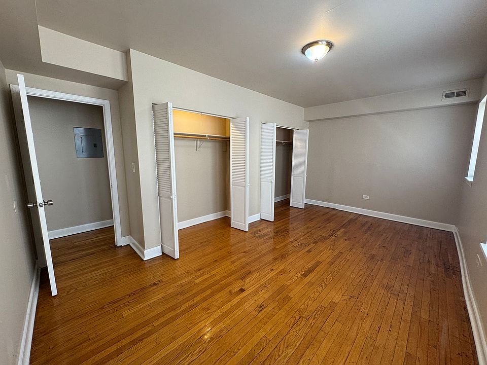 1st image of 4840 W Adams St APT 2N