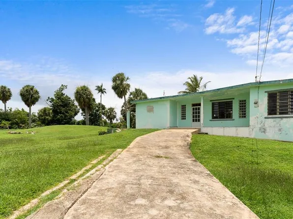 3402 Marquez St, Aguadilla, PR 00605