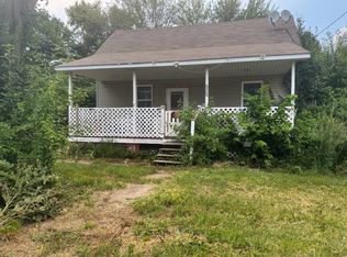 609 W Green St, Newman, IL 61942