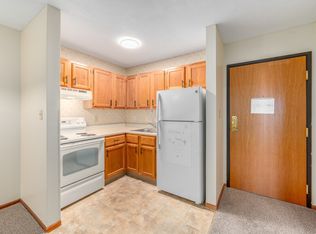 35900 Westminister Ave #12, North Ridgeville, OH 44039