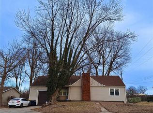 6621 Woodson Rd, Kansas City, MO 64133